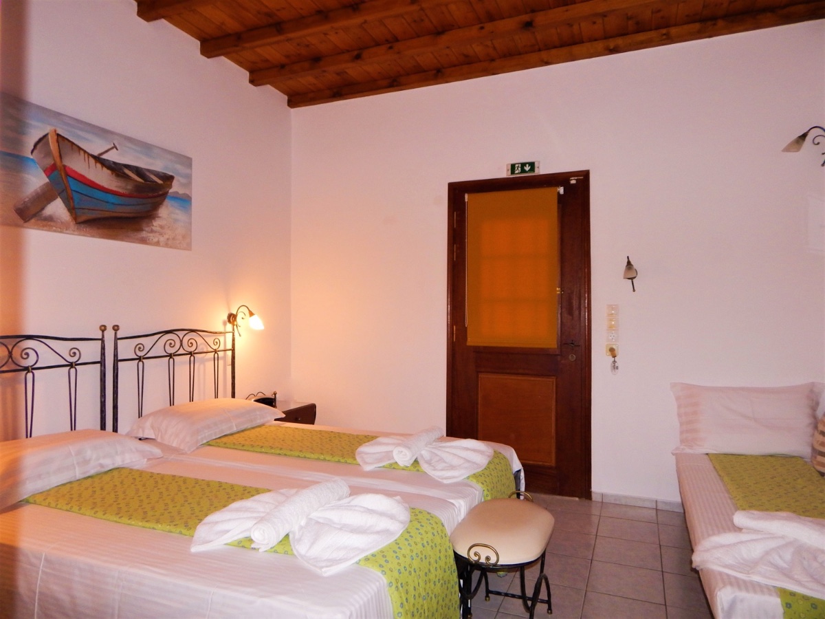 ΤΡΙΚΛΙΝΟ / CLASSIC APARTMENT